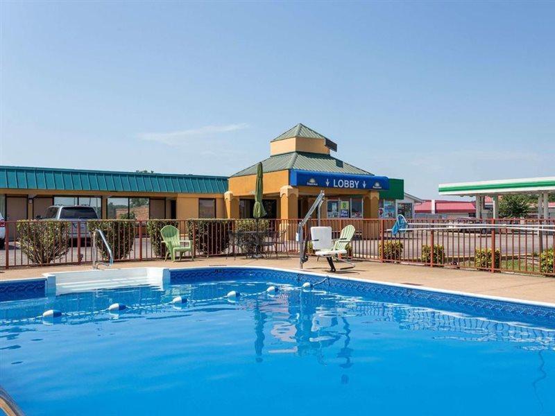 Days Inn By Wyndham Dickson Exterior foto